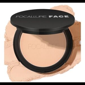 New Focallure Oil Control Pressed Powder